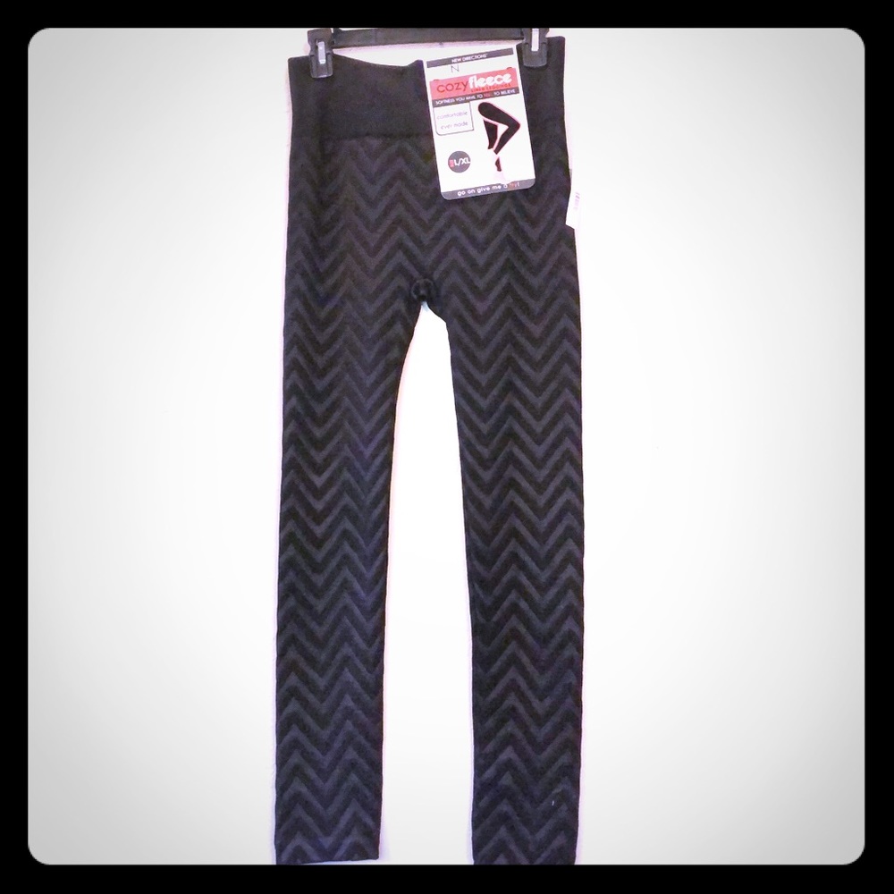 ND Weekend Black Chevron Fleece Leggings NWT- A26